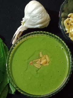 પાલક, ગાઠીયા ની ચટણી રેસીપી મુખ્ય ફોટો
