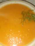 Sopa vegana de calabaza e hinojo