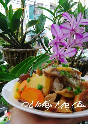 Hình của món Kho chay thập cẩm.