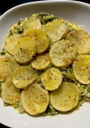 Foto di Torta di patate, uova, verdure