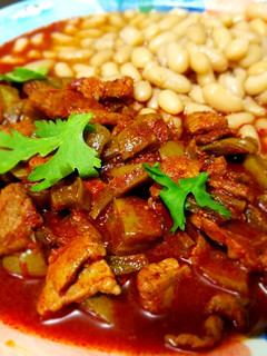 Una foto de Bistec con nopales