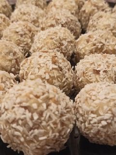 Raffaello golyók recept fotója
