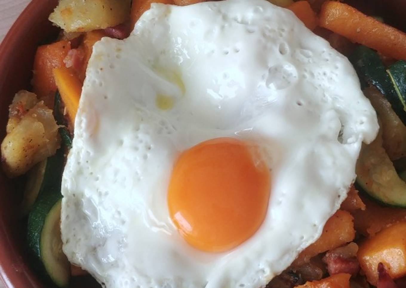 Huevos rotos con menos calorías