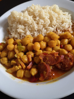 Una foto de Garbanzos con arroz