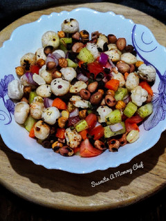 A picture of Healthy Makhana Salad.