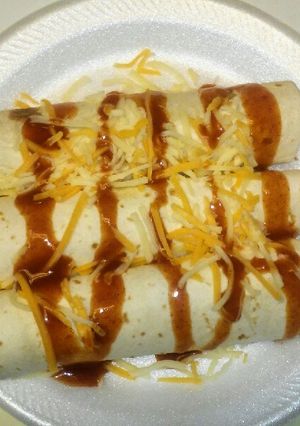 A picture of Chicken Taquitos.