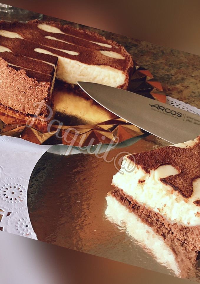 Una foto de Tarta de arroz con leche y toque chocolateado🍚🍰