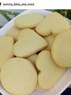 A picture of Butter cookies.