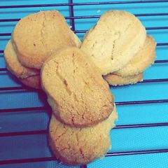 A picture of 3 Ingredients Sugar Cookies.