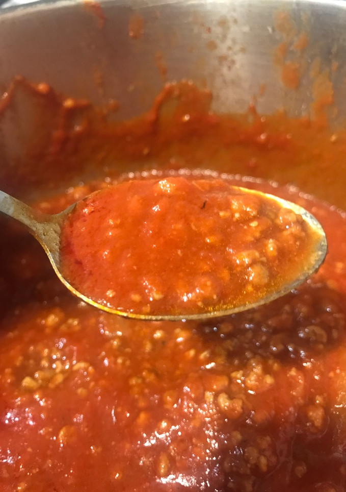 Una foto de Receta rápida de salsa boloñesa olla exprés