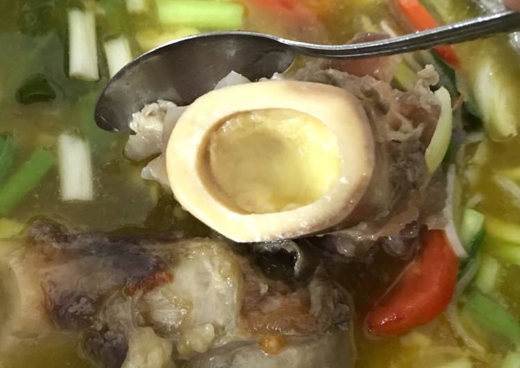 Kaldu tulang sumsum sapi mpasi