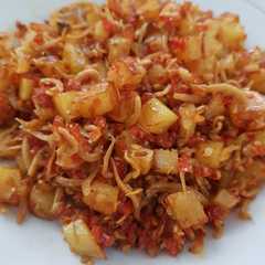 A picture of Teri medan kentang balado.