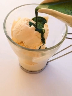 Una foto de Uji Matcha Affogato