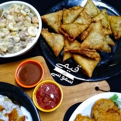 A picture of Memni qeema samosa.
