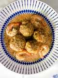 Albóndigas de bacalao y langostinos
