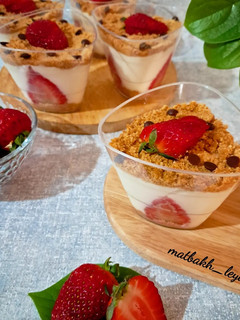 عکسی از دستور دسر مگنولیا توت فرنگی 🍓🍓🍓