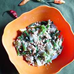 A picture of Urap Sayur.