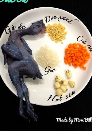 Hình của món Cháo gà ác đậu xanh cà rốt hạt sen cho bé 9m+.