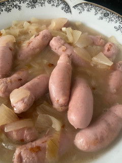Una foto de Salchichas al vino