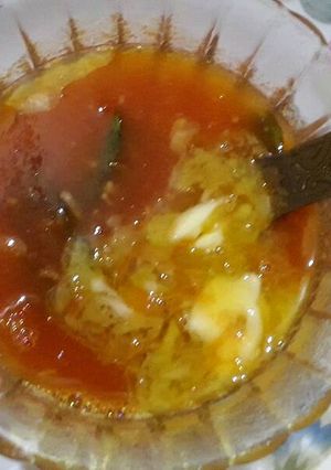 A picture of Restaurant Style Creamy Tomato Soup without onion garlic.