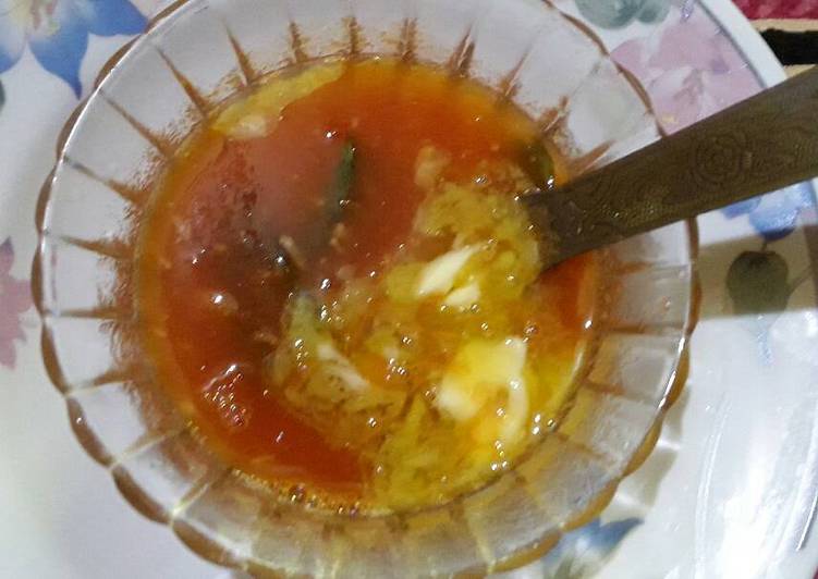 Restaurant Style Creamy Tomato Soup without onion garlic