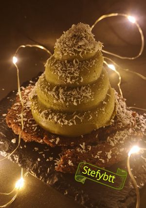 Foto di Cremoso al pistacchio con crumble di biscotto salato