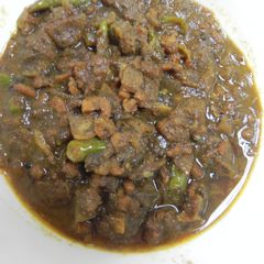A picture of Chemmeen Theeyal(prawns curry).