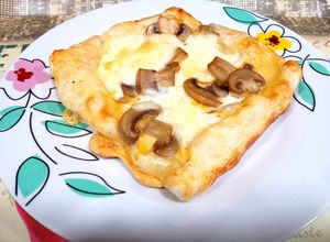 Una foto de Hojaldre de champiñones y queso tetilla