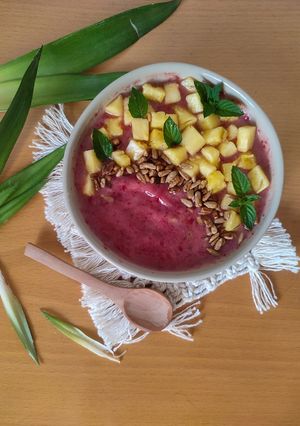 Foto de Malga de Fruta Gelada com Ananás / A famosa Smoothies bowl com Ananás