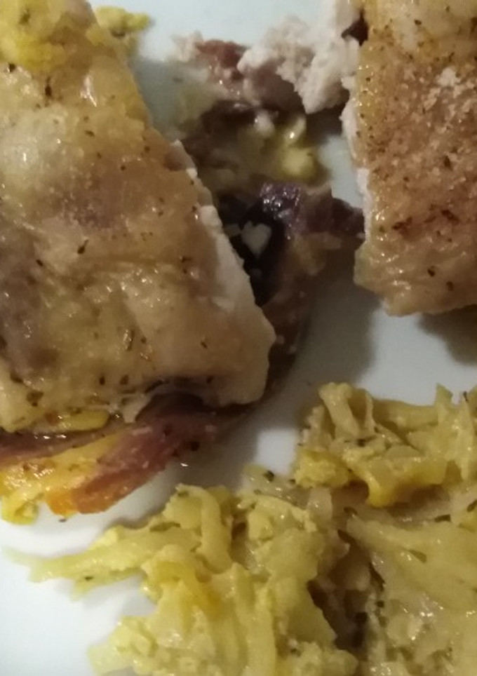 Una foto de Muslito deshuesado relleno