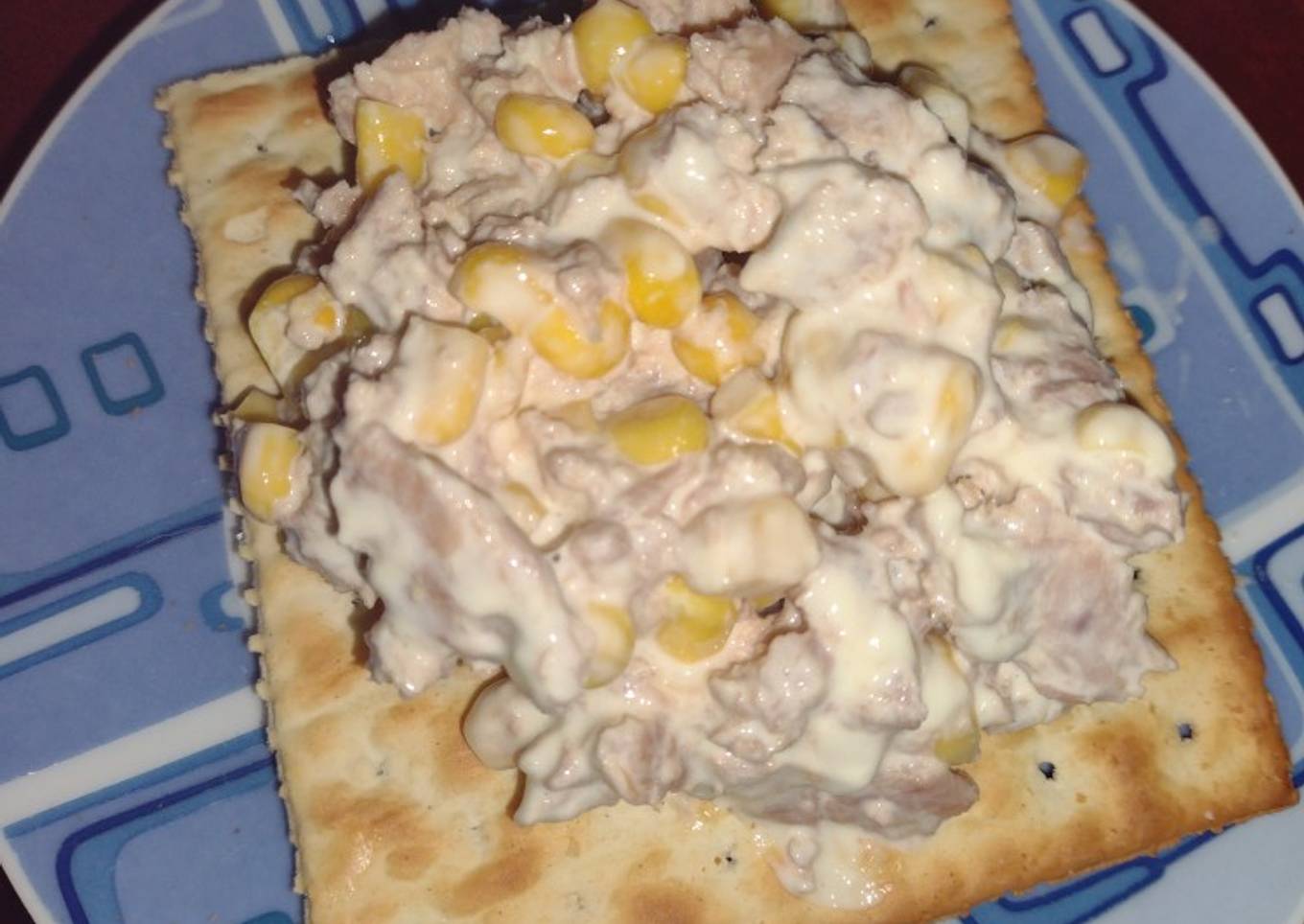 Ensalada de atún con elotes