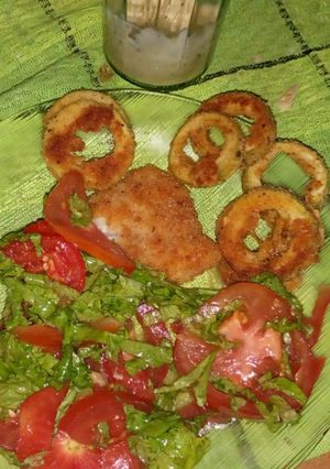 Una foto de Aros de Zucchini con Salsa de Mayonesa