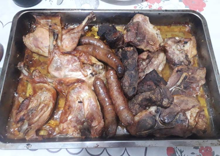 Carne al horno con papas rústicas