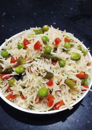 A picture of Vegetable Pulao.