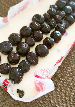 A picture of Easy No-Bake Oreo Cake.