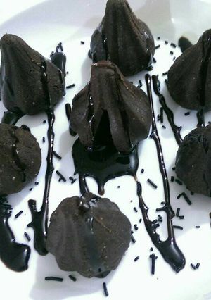 A picture of Choco Lava Modak.