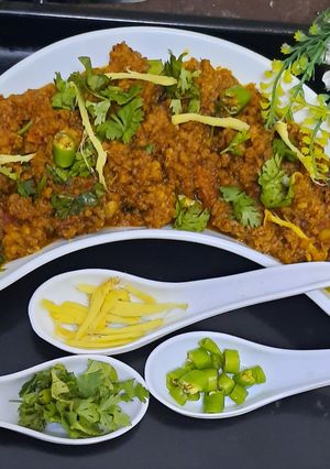 A picture of Mutton Qeema karahi😋😋.
