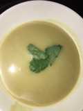 VICHYSSOISE CALIENTECrema de ajoporro y papas