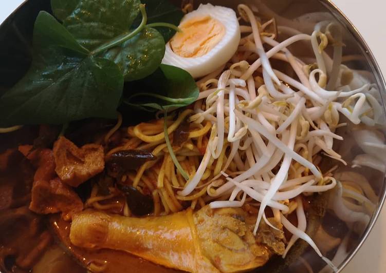 Recipe of Quick Malaysia curry noodles (Laksa)