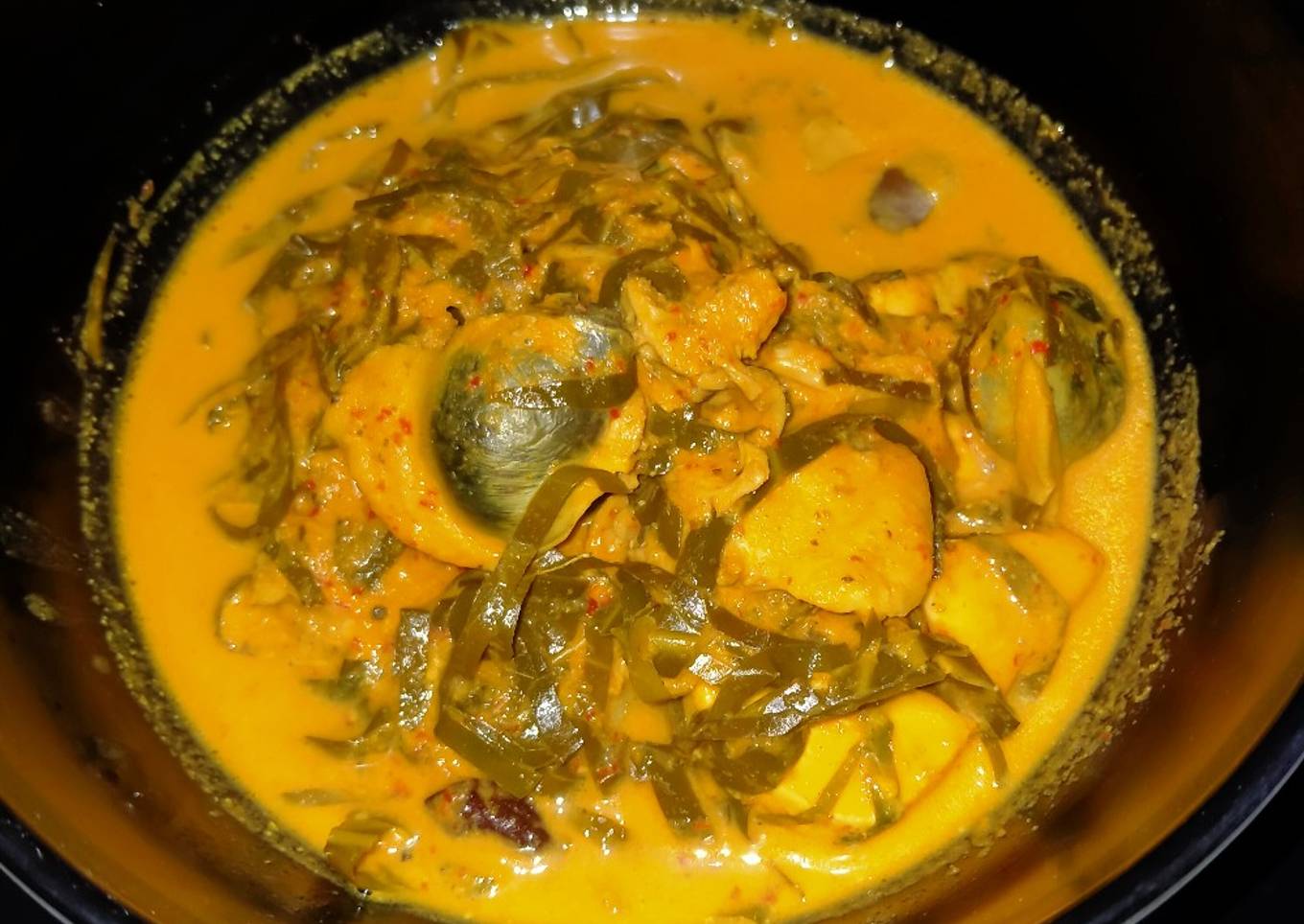 Gulai Lokan dan Tapak Leman (Mangkokan) + Tahu Khas Padang