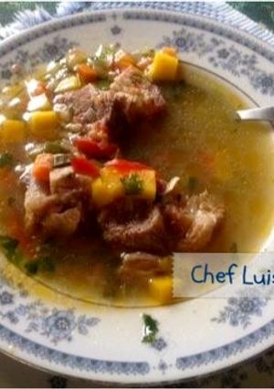 Una foto de Sopa de costillas LuisFy