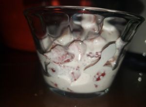Una foto de Mezcla de crema y queso para postres