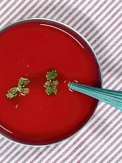 பீட்ரூட் சூப் (Beet root soup recipe in tamil) செய்முறை முக்கிய புகைப்படம்