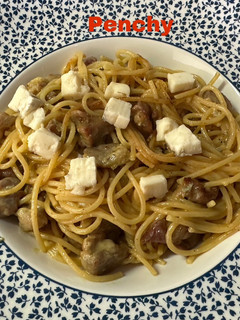 Una foto de Spaghetti al gorgonzola