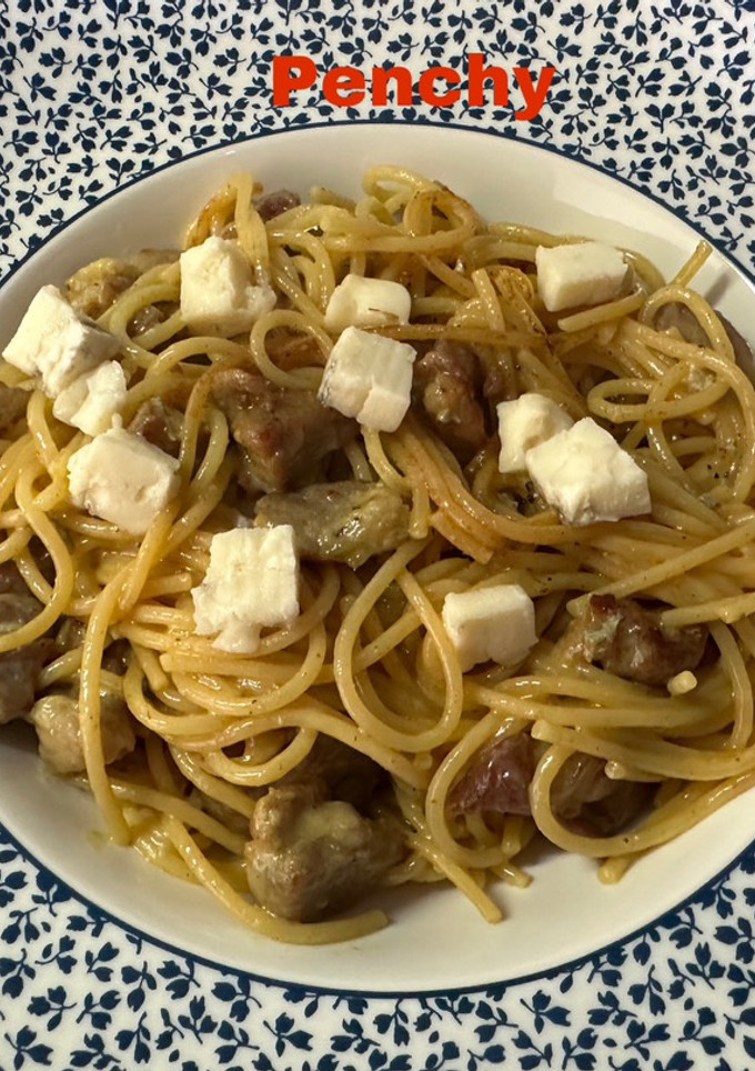 Una foto de Spaghetti al gorgonzola