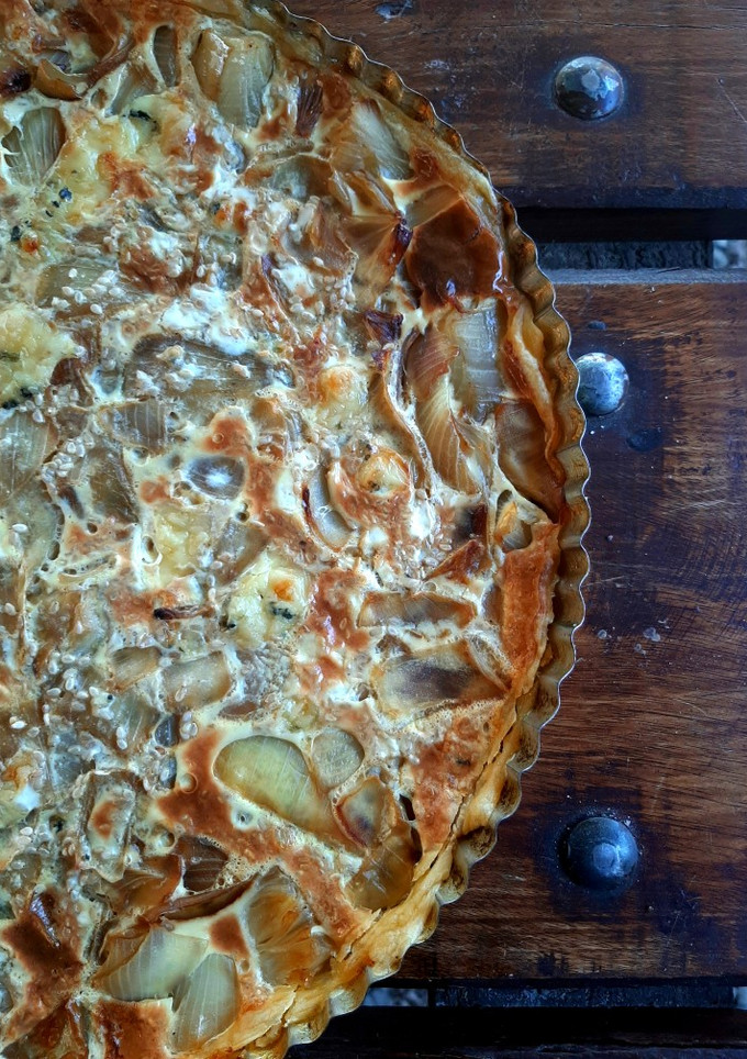 Una foto de Tarta de cebolla sin masa - keto
