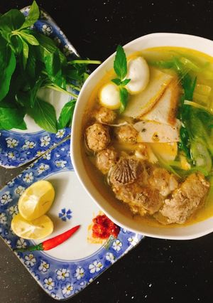 Hình của món Bánh canh thập cẩm.