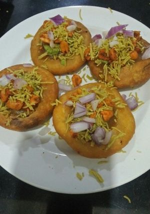 ખાસ્તા કચોરી રેસીપી મુખ્ય ફોટો