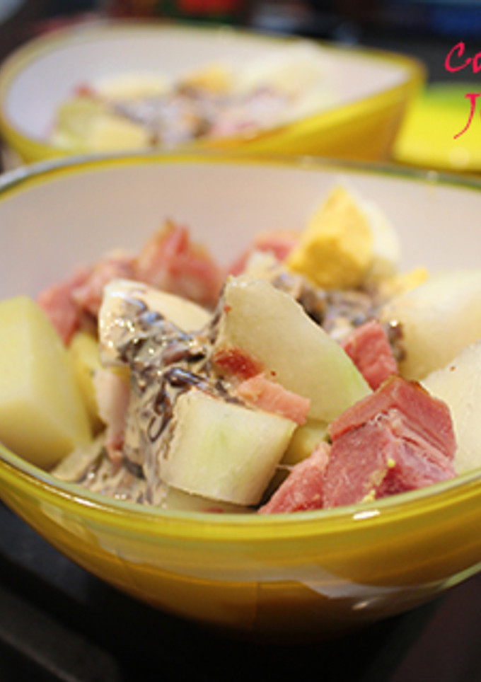 Una foto de Jamón cocido con patatas y huevo