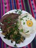 Bife de Picaña a la plancha con espinaca y hongos